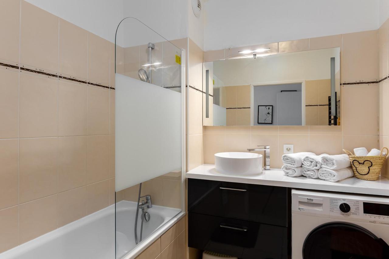 Apartment 2 Bedroomed Near Disneyland Paris With Garden Parking At 塞里斯 外观 照片