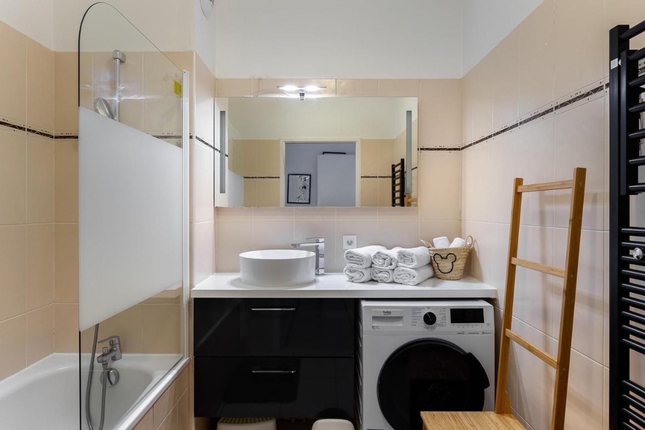 Apartment 2 Bedroomed Near Disneyland Paris With Garden Parking At 塞里斯 外观 照片